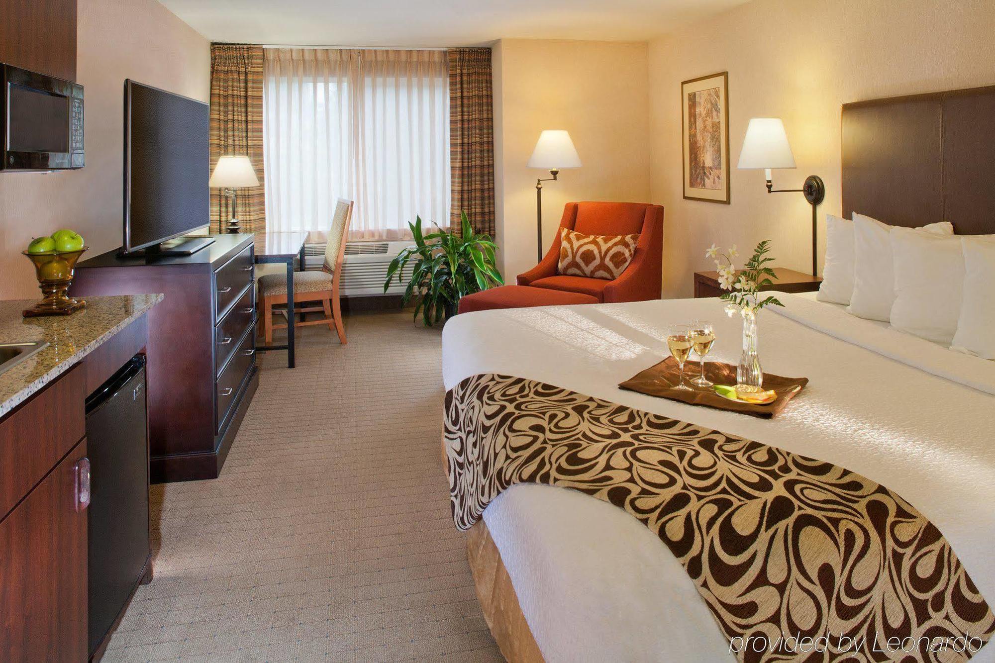 Silver Cloud - Bellevue Hotel